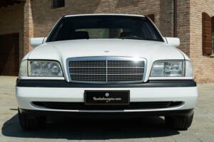 Immagine 3/50 di Mercedes-Benz C 200 Kompressor (1996)