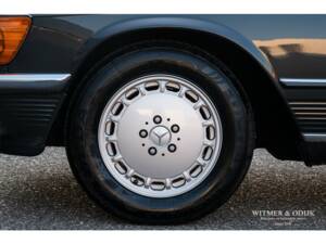 Image 22/32 de Mercedes-Benz 300 SL (1988)