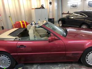Image 47/50 de Mercedes-Benz 300 SL-24 (1991)