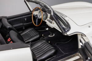 Image 31/43 of BMW 507 (1959)