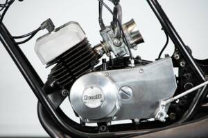 Bild 24/50 von Benelli 125 Sport Special (1974)