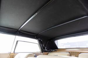Bild 69/100 von Lincoln Continental Convertible (1965)