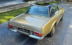 Image 19/21 of Mercedes-Benz 280 SL (1971)