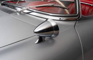 Image 25/47 of Mercedes-Benz 300 SL Roadster (1963)