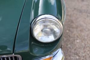 Bild 22/50 von MG MGB GT (1967)