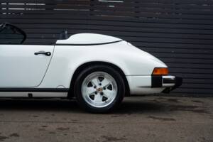 Bild 7/48 von Porsche 911 Speedster 3.2 (1989)