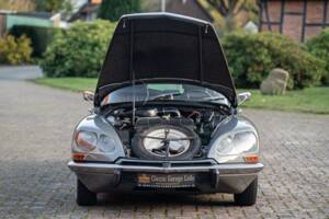 Image 8/44 of Citroën DS 21 (1968)