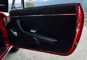 Image 21/50 of Ferrari 275 GTS (1965)