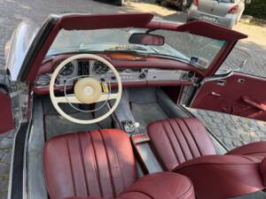 Bild 35/97 von Mercedes-Benz 280 SL (1969)