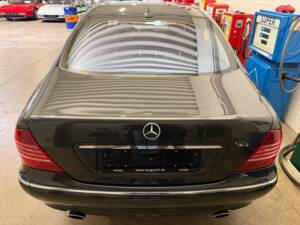 Immagine 15/18 di Mercedes-Benz S 600 L (2003)