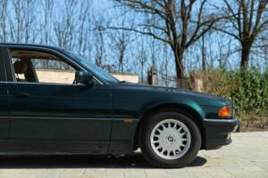 Imagen 18/50 de BMW 725tds (1997)