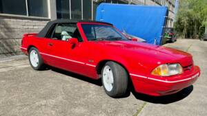 Image 5/24 of Ford Mustang LX "Summer Edition" (1992)