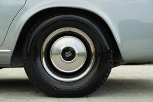 Image 18/50 of Rolls-Royce Silver Wraith II (1979)