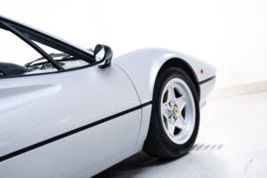 Afbeelding 30/37 van Ferrari 308 GTS (1979)