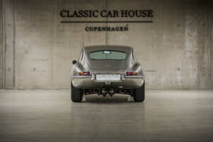 Image 4/99 of Jaguar E-Type 3.8 (1964)
