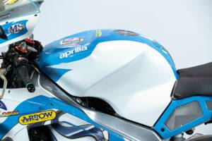 Image 20/50 de Aprilia DUMMY (2002)