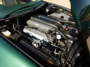 Imagen 5/50 de Aston Martin V8 Coupé (1996)