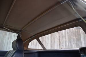Image 36/47 of Mercedes-Benz 560 SL (1987)
