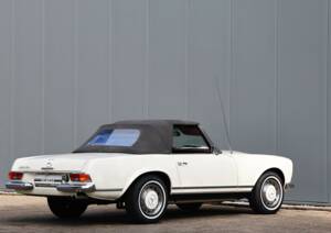 Bild 38/56 von Mercedes-Benz 280 SL (1969)