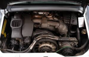 Image 29/32 de Porsche 911 Carrera 4S (1998)