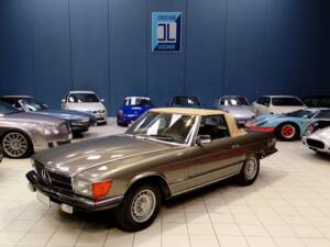 Bild 4/60 von Mercedes-Benz 380 SL (1982)