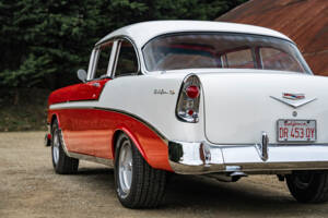 Image 16/44 of Chevrolet Bel Air Hardtop Coupé (1956)
