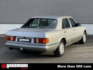 Imagen 8/15 de Mercedes-Benz 300 SE (1986)