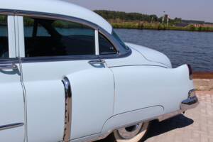 Image 12/43 of Cadillac 62 Sedan (1953)