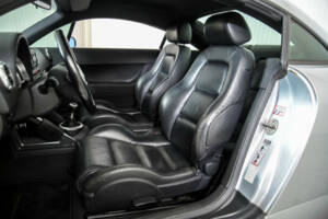 Image 15/50 of Audi TT 1.8 T (1999)