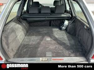 Image 15/15 of Mercedes-Benz 300 TD (1992)