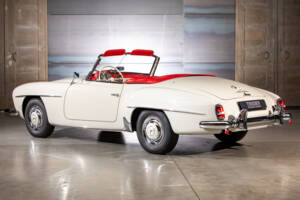 Image 7/28 de Mercedes-Benz 190 SL (1961)