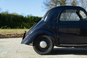 Image 32/50 de FIAT 500 B Topolino (1948)