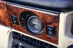 Image 23/30 of Aston Martin V8 EFi Volante (1989)