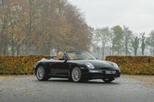 Bild 9/96 von Porsche 911 Carrera 4 (2006)