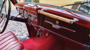 Image 5/22 de Mercedes-Benz 220 Cabriolet B (1953)