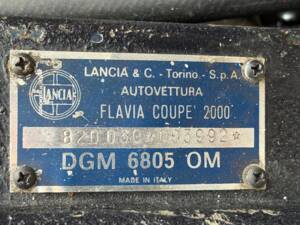 Bild 13/21 von Lancia 2000 Coupe (1971)
