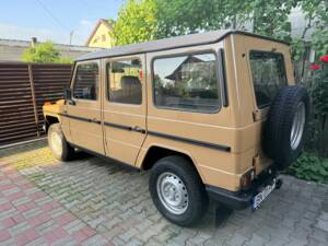 Image 5/8 de Mercedes-Benz 230 G (long) (1983)