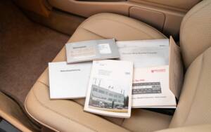 Bild 32/38 von Mercedes-Benz 500 E (1991)