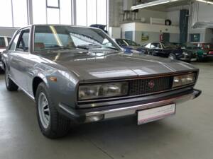 Image 25/44 of FIAT 130 Coupé (1972)