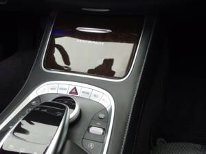 Bild 22/99 von Mercedes-Benz Maybach S 500 (2015)