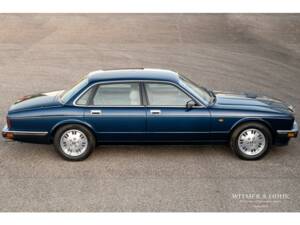 Bild 10/17 von Jaguar XJ6 3.2 (1994)