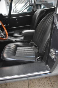 Bild 18/55 von Jaguar E-Type 4.2 (1967)