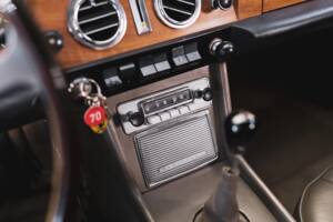 Image 85/100 of Ferrari 330 GT 2+2 (1965)