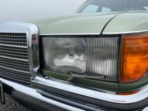 Bild 28/45 von Mercedes-Benz 450 SEL 6,9 (1978)