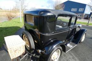 Immagine 8/43 di Ford Model A Tudor Sedan (1931)
