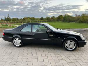 Bild 16/18 von Mercedes-Benz CL 600 (1998)