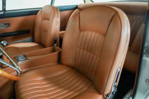 Bild 3/50 von Ferrari 330 GT (1965)