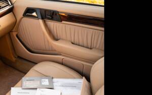 Bild 33/38 von Mercedes-Benz 500 E (1991)