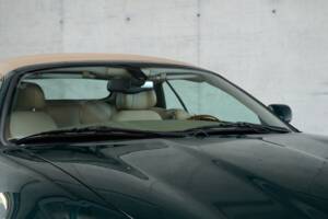 Bild 21/50 von Jaguar XK8 4.0 (2002)