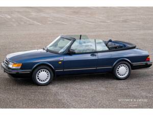Image 13/32 of Saab 900 Turbo (1992)
